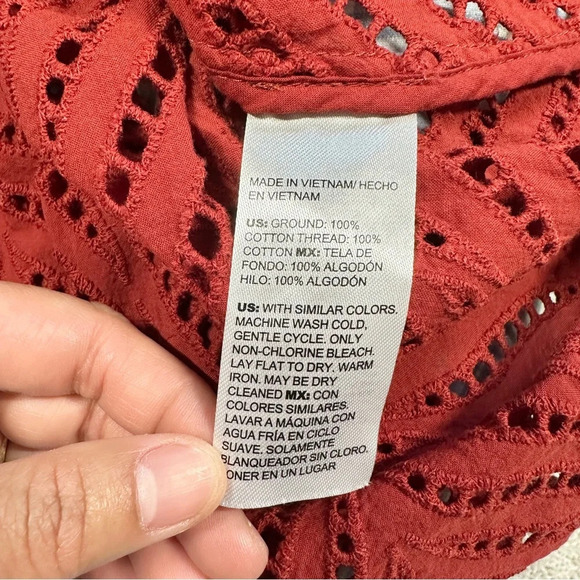 Chico’s Poplin Cutwork Shirt Button Front Longsleeve Lace in Rust Orange Size 6 - Picture 13 of 15